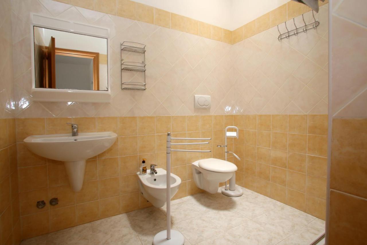 Annaluce Apartments Vieste Zewnętrze zdjęcie